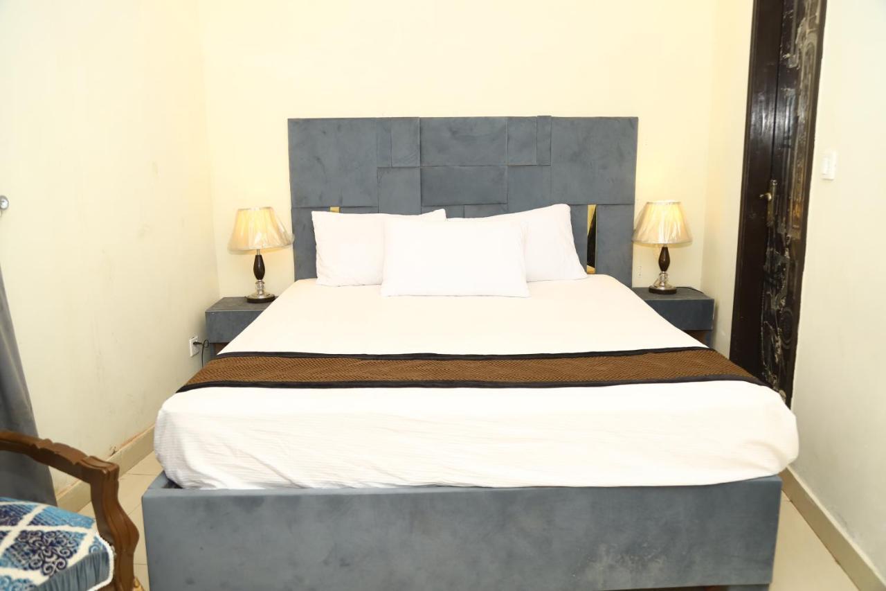 Hotel Green Fort Gulberg لاهور المظهر الخارجي الصورة