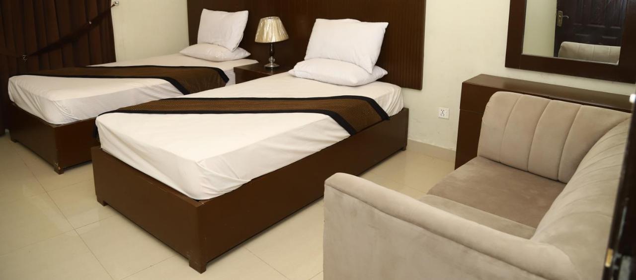 Hotel Green Fort Gulberg لاهور المظهر الخارجي الصورة