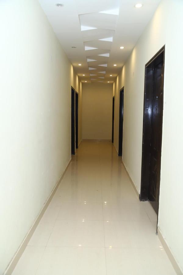 Hotel Green Fort Gulberg لاهور المظهر الخارجي الصورة