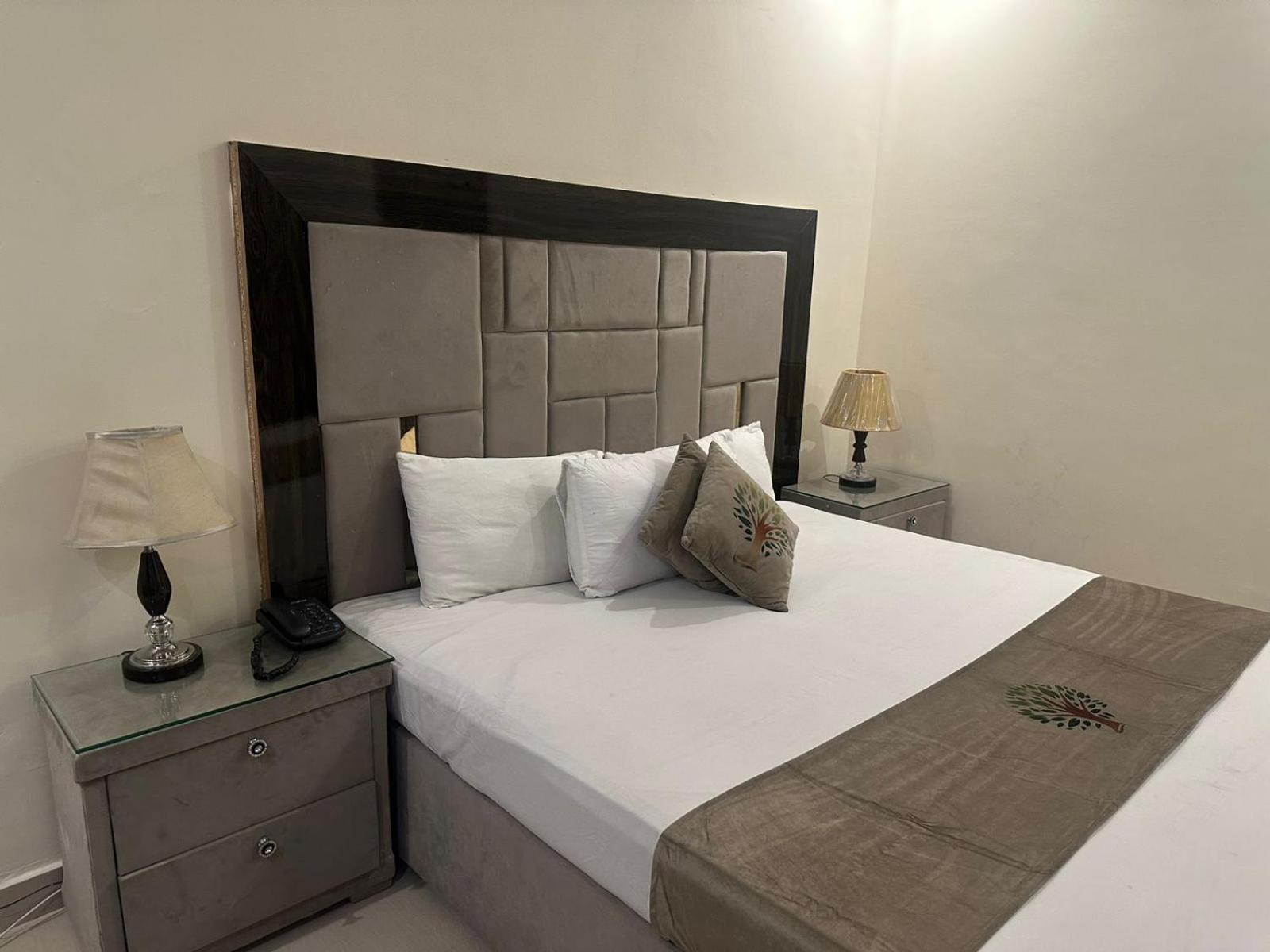 Hotel Green Fort Gulberg لاهور المظهر الخارجي الصورة