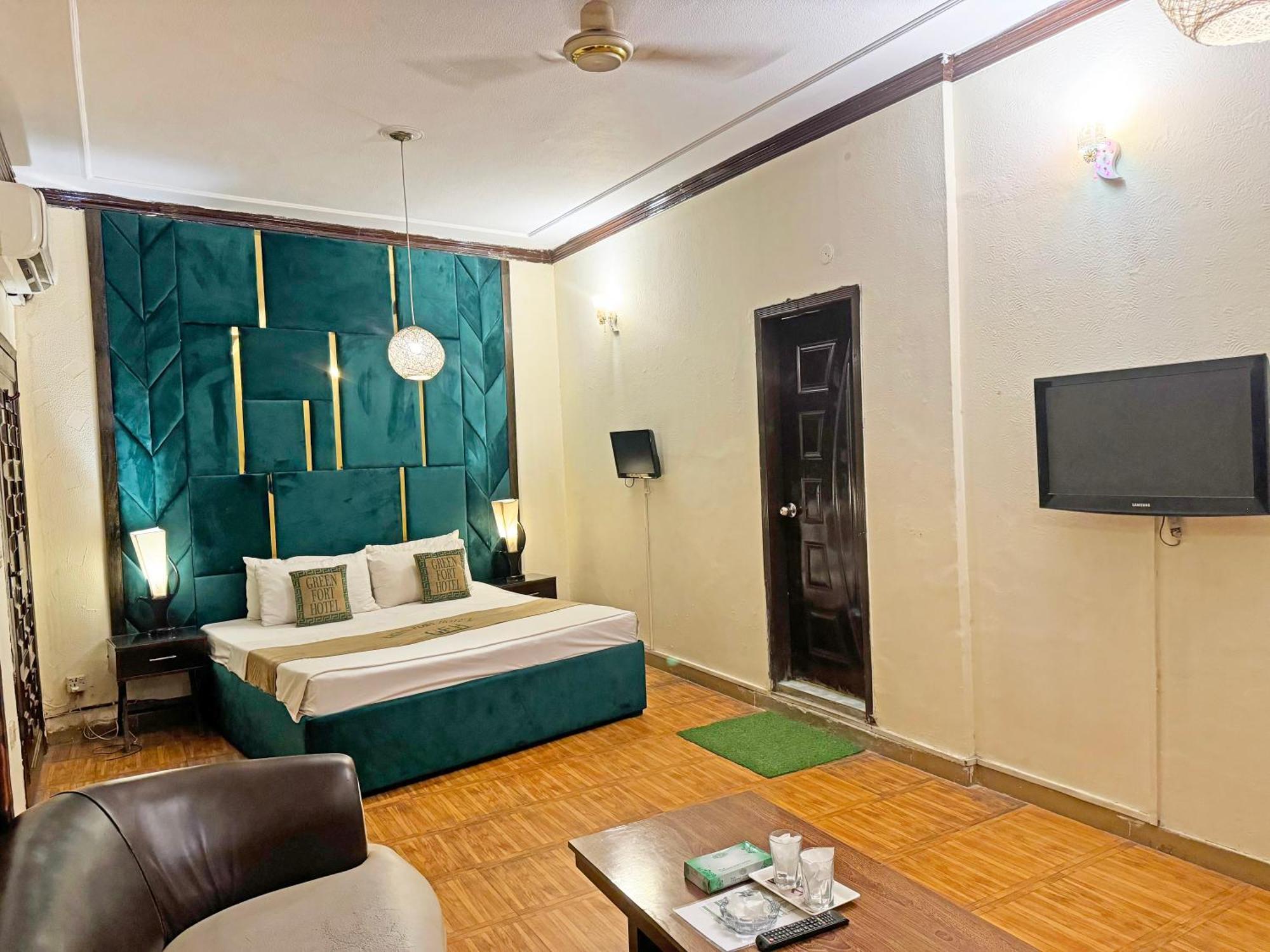 Hotel Green Fort Gulberg لاهور المظهر الخارجي الصورة