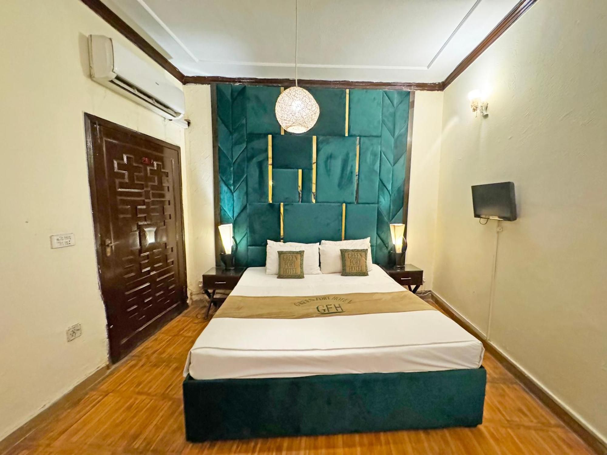 Hotel Green Fort Gulberg لاهور المظهر الخارجي الصورة