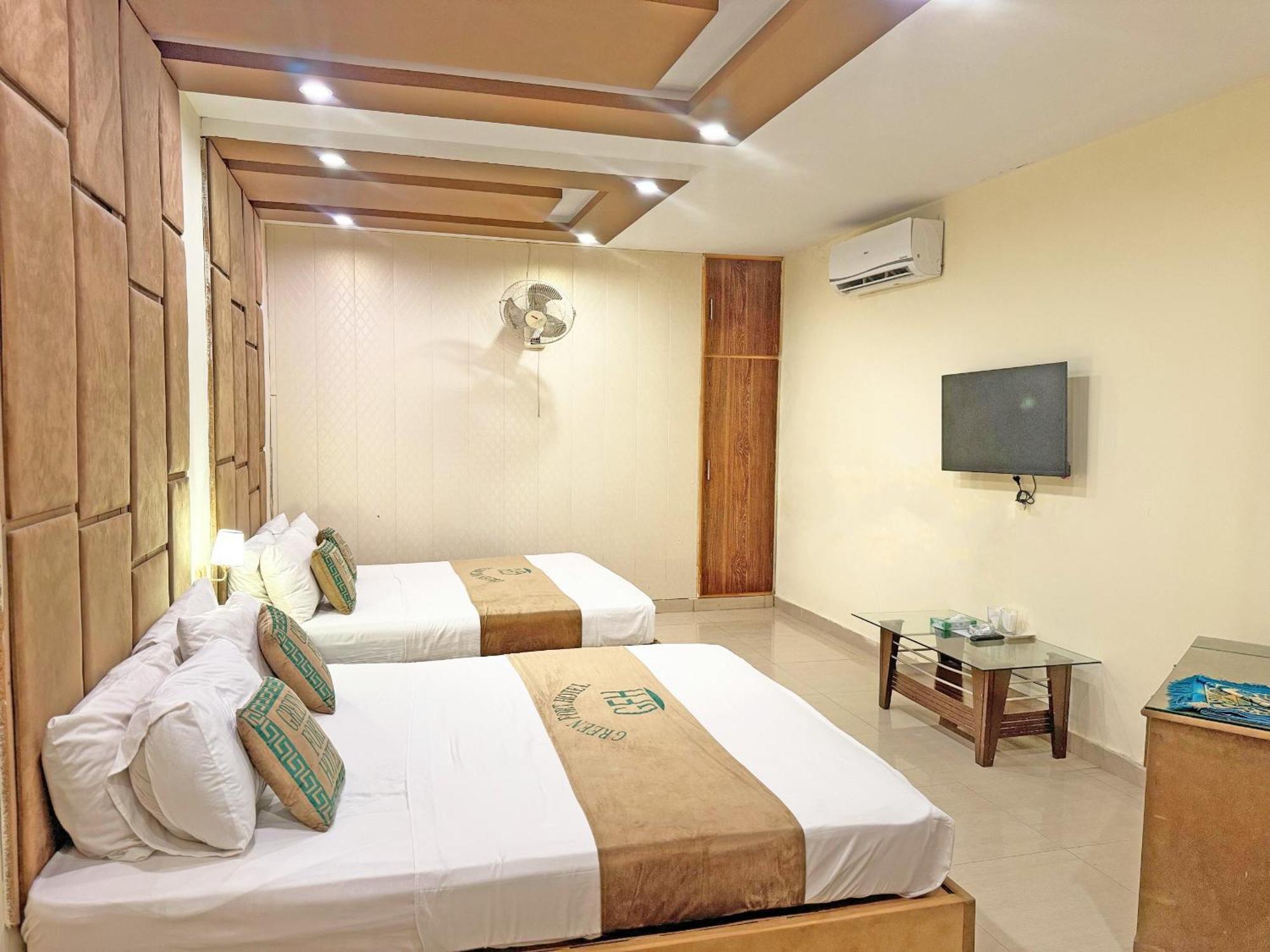 Hotel Green Fort Gulberg لاهور المظهر الخارجي الصورة