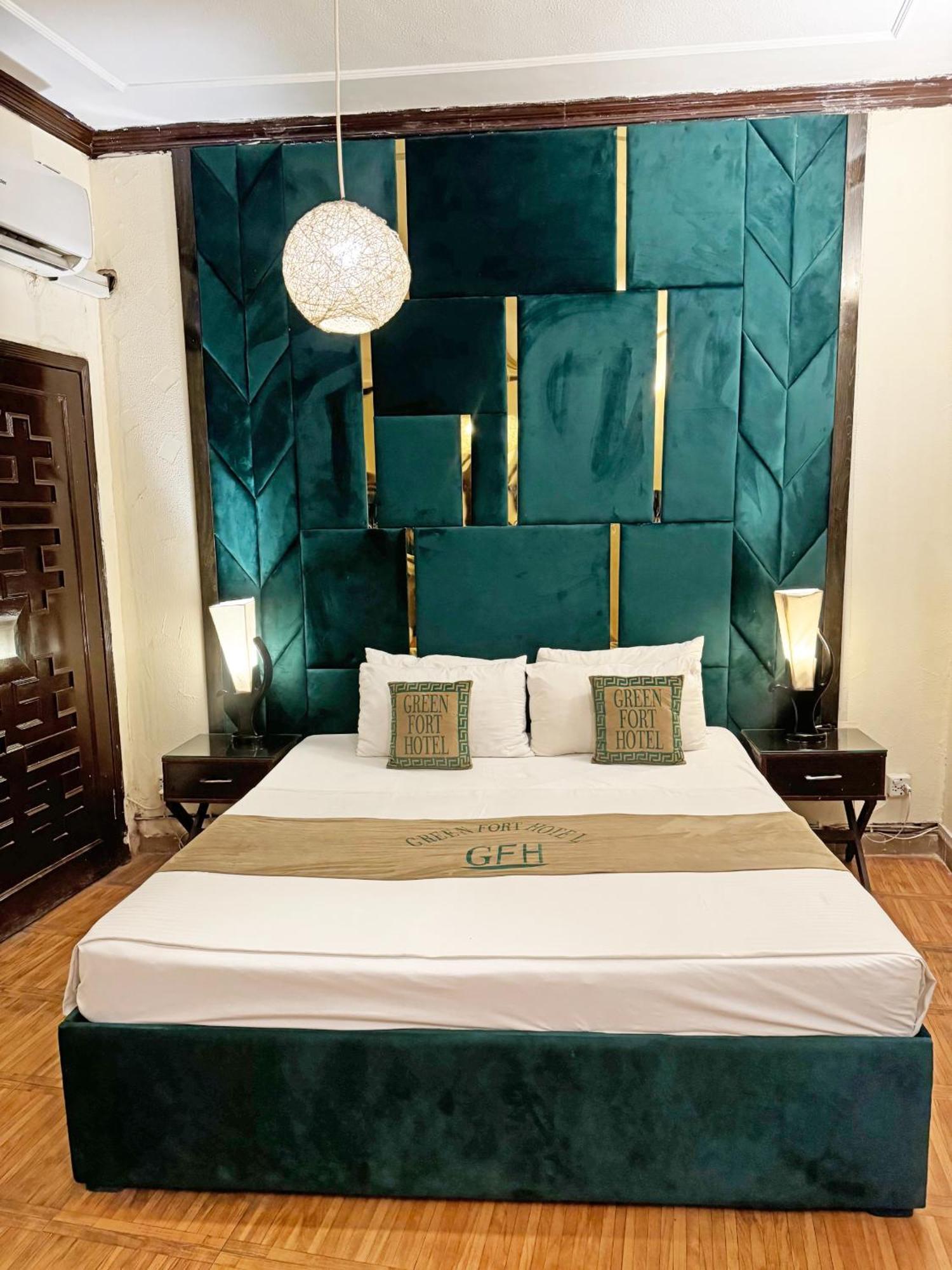 Hotel Green Fort Gulberg لاهور المظهر الخارجي الصورة